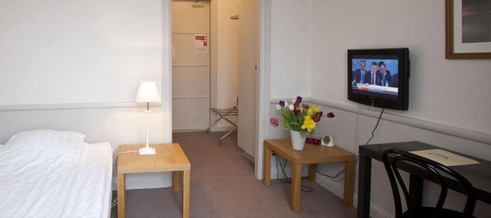 Insjoens Hotell Bagian luar foto