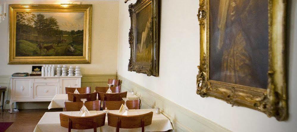 Insjoens Hotell Bagian luar foto
